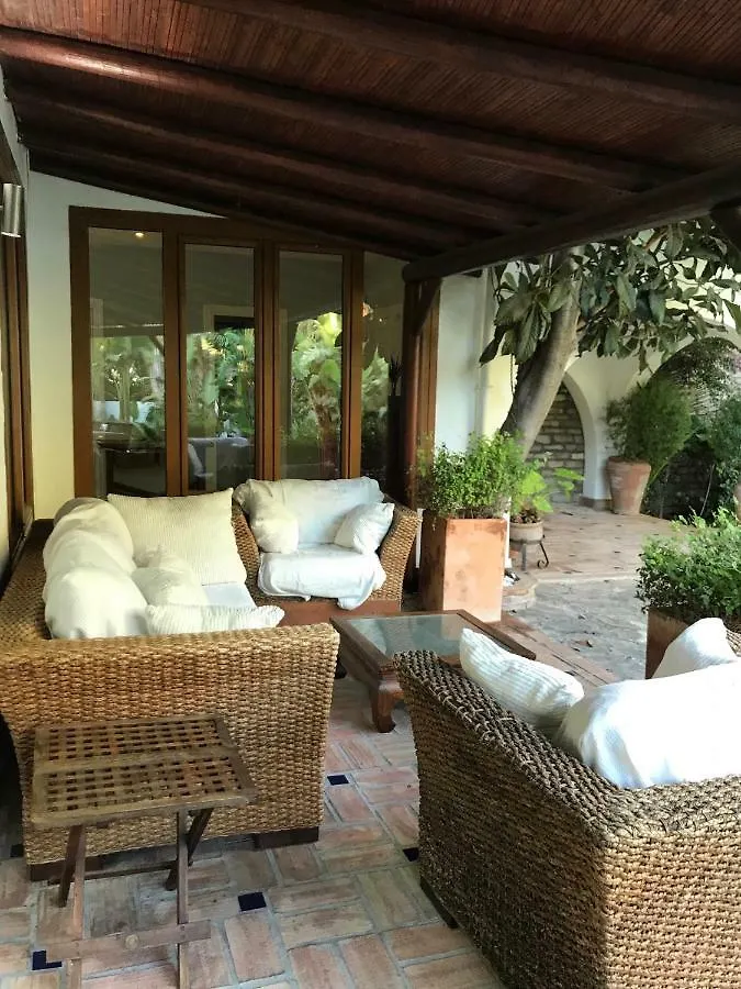 Villa With Heated Pool And Jacuzzi Close To Puerto Banus And Beach Estepona 0*,